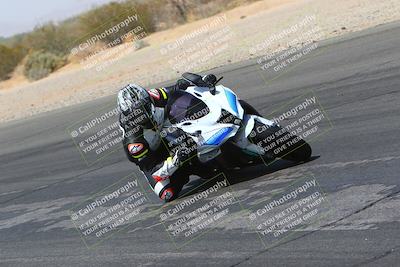 media/Mar-28-2022-Superbike Trackdays (Mon) [[b8603d0f67]]/Open Track Time/Turn 3 Inside/